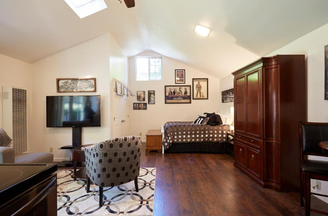 Willow Glen Private Studio - 1 Queen Bed And 1 Queen Inflatable サンノゼ エクステリア 写真
