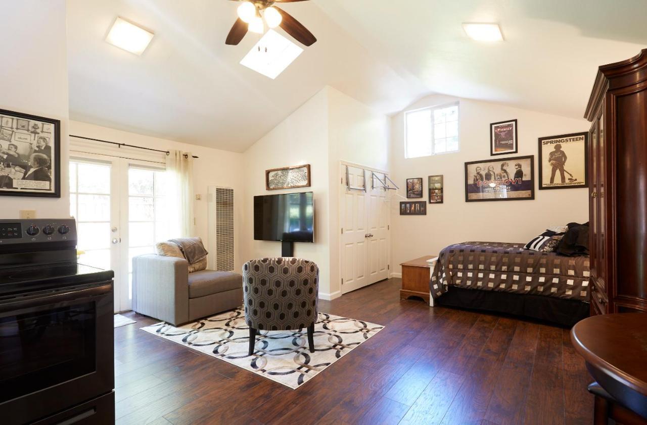 Willow Glen Private Studio - 1 Queen Bed And 1 Queen Inflatable サンノゼ エクステリア 写真